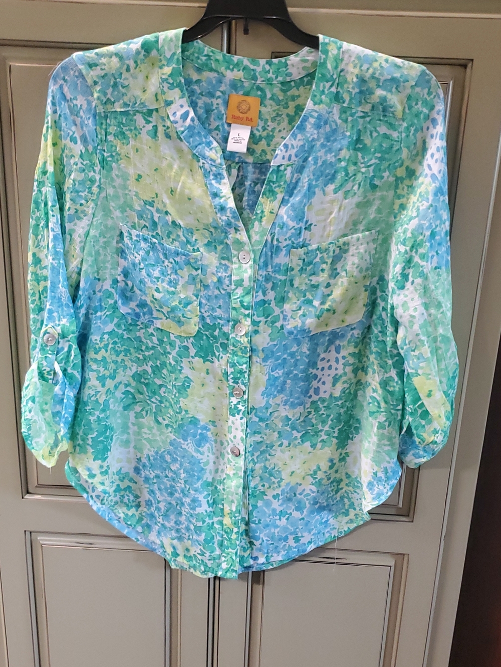 Lightweight Blue-Green Floral Button Front Women’s Top